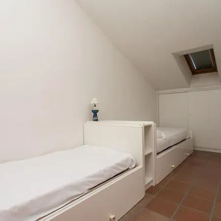 N212 - Numana, Quadrilocale In Centro Con Terrazzo Нумана